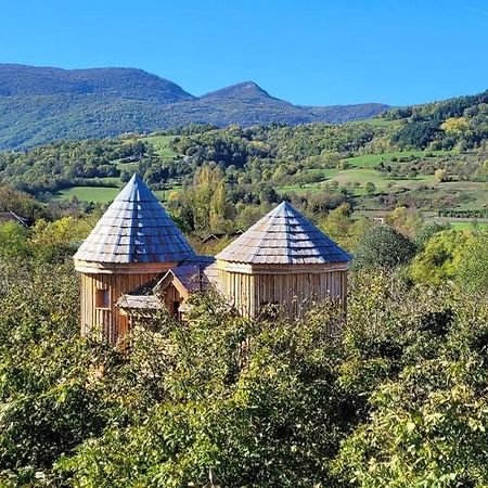 סן-ז'אן-אן-רוייה Roulottes Au Pied Du Vercors מראה חיצוני תמונה