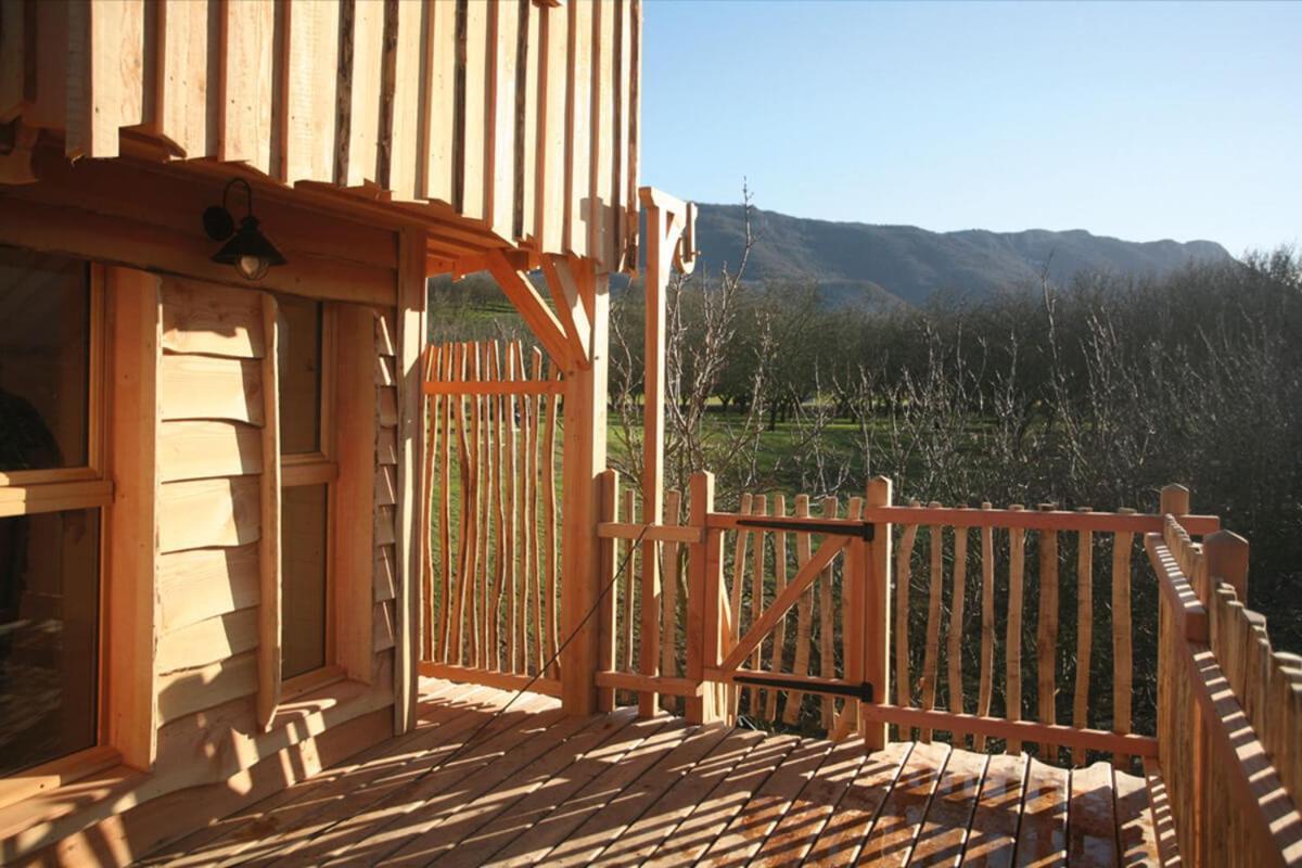 סן-ז'אן-אן-רוייה Roulottes Au Pied Du Vercors מראה חיצוני תמונה